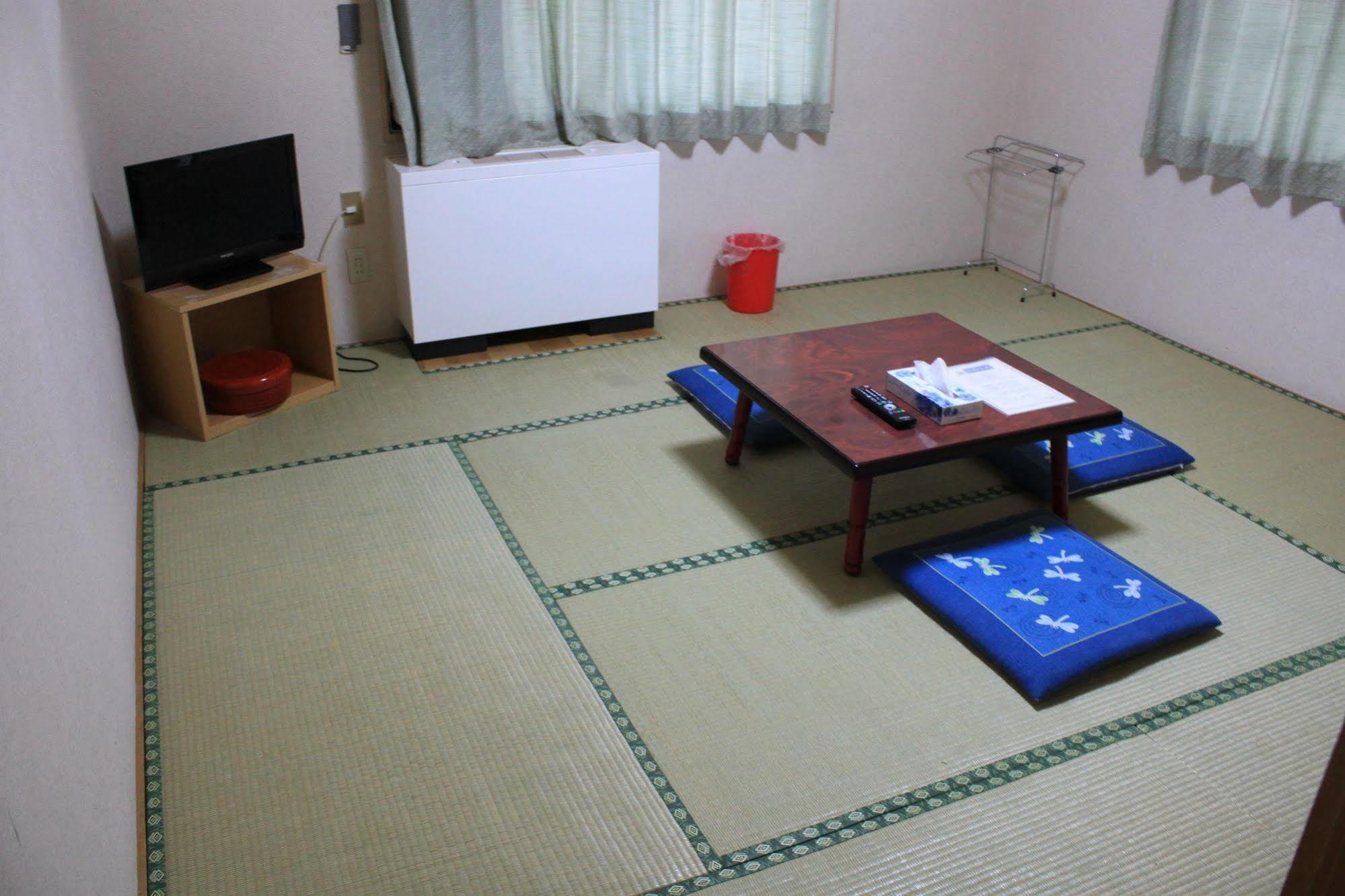 Hotel New Hakuginso NakaNakafurano Esterno foto