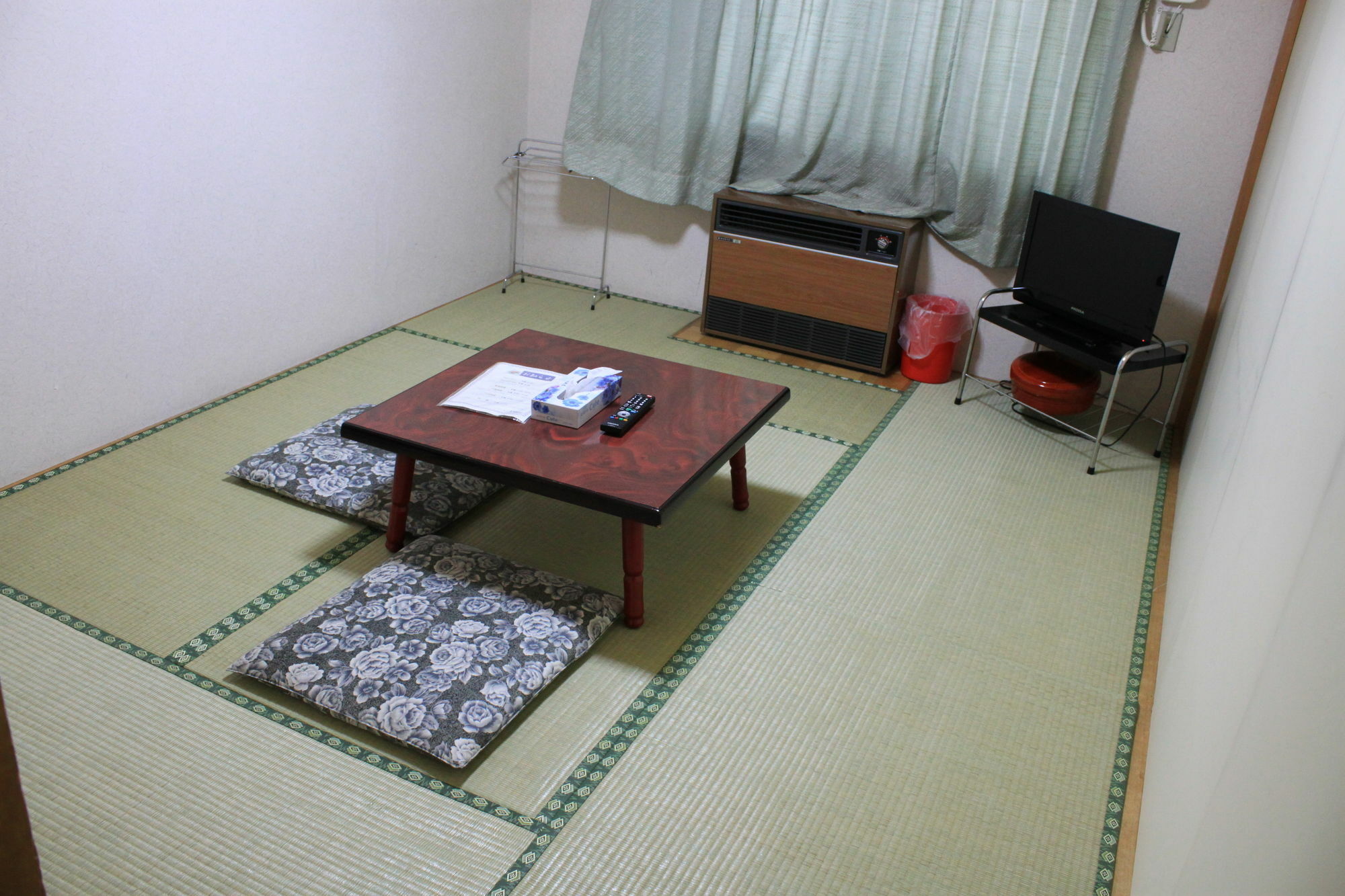 Hotel New Hakuginso NakaNakafurano Esterno foto